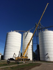 Grain System Crane Lift